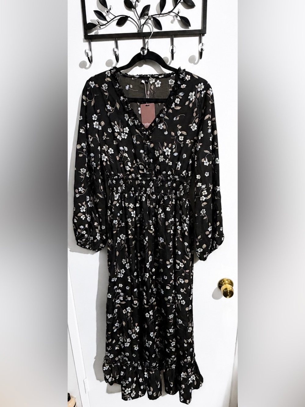 Yesfashion Black Floral Boho Maxi Dress | Long Balloon Sleeves | Smocked Waist